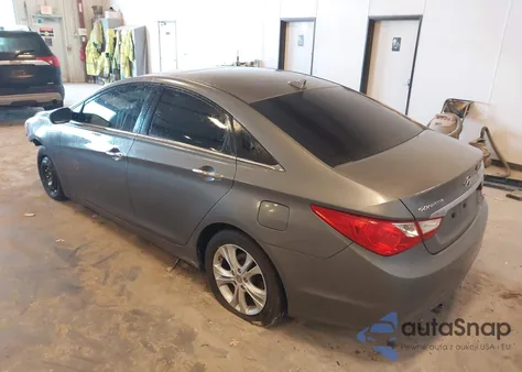2013 Hyundai Sonata Limited z USA, uszkodzony, nr VIN 5NPEC4ACXDH559271